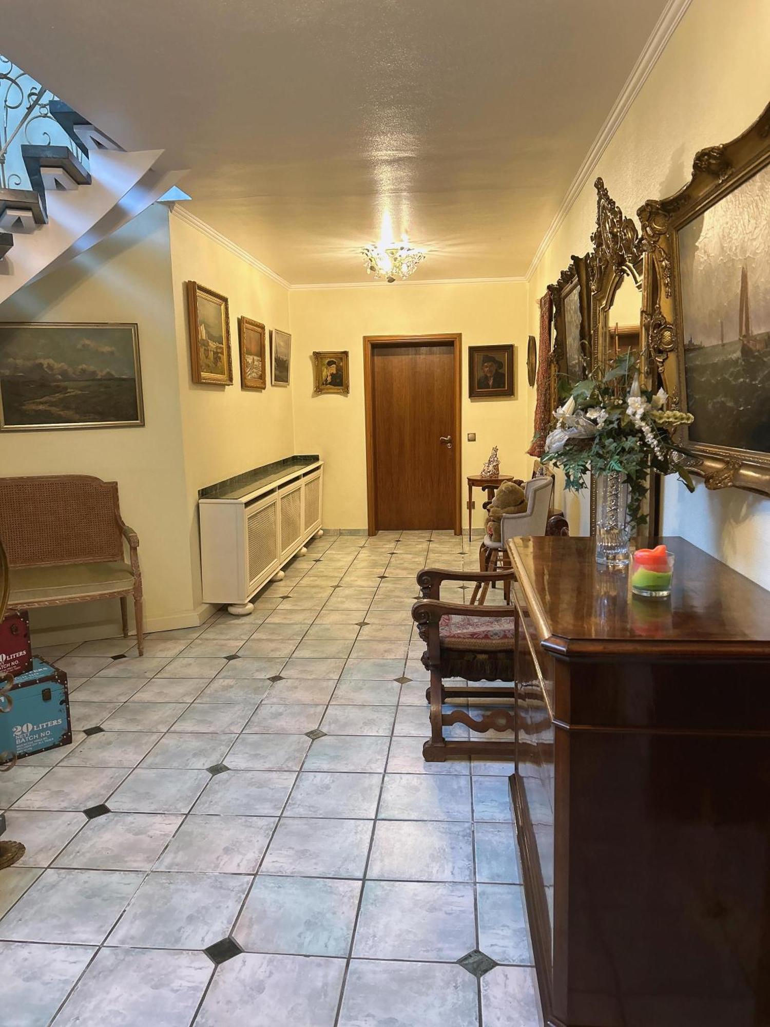 Villa Engelskirchen Homestay *